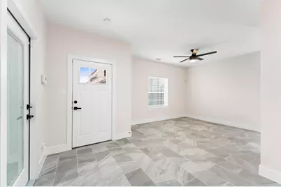 1906 Dismuke Street #B, Houston, TX 77023 - Photo 3