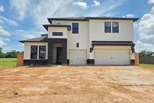 9802 Hunters Run Dr, Missouri City, TX 77459 - Photo 1