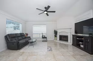 9231 Homeland Dr, Houston, TX 77083 - Photo 3