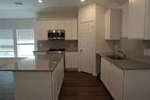 500 Oak Chase Ave, Dayton, TX 77535 - Photo 7