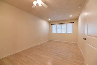 4113 Edison Street #B, Houston, TX 77009 - Photo 9