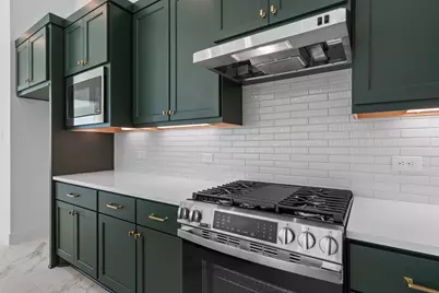 12139 Canal View Boulevard, Mont Belvieu, TX 77580 - Photo 7