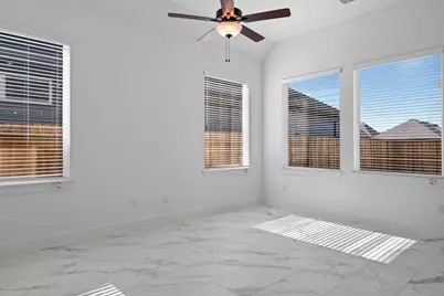 12139 Canal View Boulevard, Mont Belvieu, TX 77580 - Photo 15