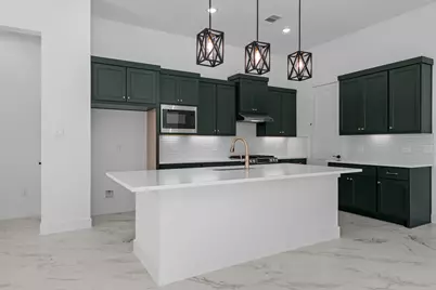 12139 Canal View Boulevard, Mont Belvieu, TX 77580 - Photo 9