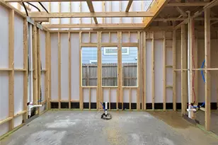 7118 Schiller St, Houston, TX 77055 - Photo 13
