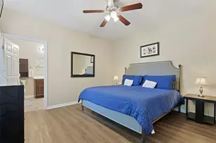 9810 Oak Leaf Dr, Baytown, TX 77521 - Photo 15