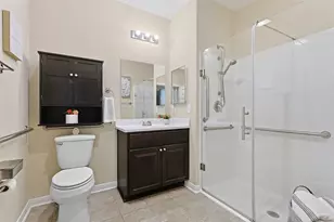 9810 Oak Leaf Dr, Baytown, TX 77521 - Photo 17