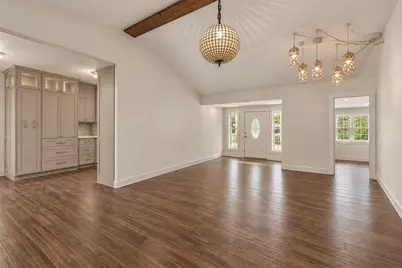 15432 Esther Drive, Conroe, TX 77384 - Photo 7
