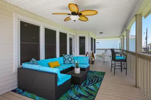 23171 Fresca St, Galveston, TX 77554 - Photo 9