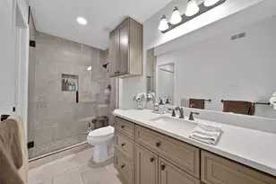 18617 Egret Bay Blvd, Webster, TX 77058 - Photo 19