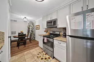 18617 Egret Bay Blvd, Webster, TX 77058 - Photo 11