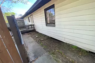 822 Harvard St, Deer Park, TX 77536 - Photo 13