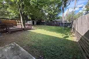 822 Harvard St, Deer Park, TX 77536 - Photo 11
