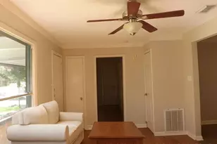 822 Harvard St, Deer Park, TX 77536 - Photo 7