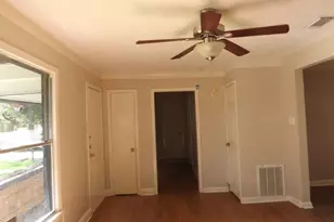 822 Harvard St, Deer Park, TX 77536 - Photo 5