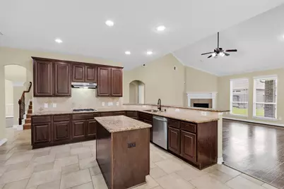 25314 Pineglen Terrace Drive, Spring, TX 77389 - Photo 15