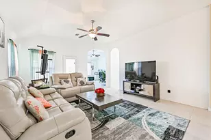 3033 Broadhaven Dr, Texas City, TX 77568 - Photo 9