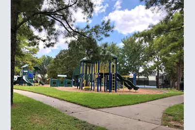 18126 Somerset Knolls, Houston, TX 77094 - Photo 27