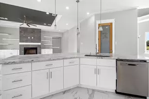 3135 Kermes Dr, Dayton, TX 77535 - Photo 9