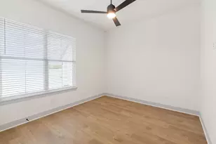 5656 Mill Water Ct, Bryan, TX 77808 - Photo 33