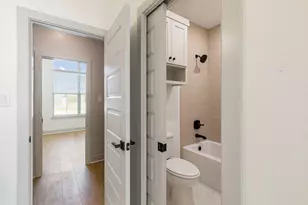 5656 Mill Water Ct, Bryan, TX 77808 - Photo 37