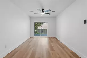 240 Sarasota Cir S, Montgomery, TX 77356 - Photo 29