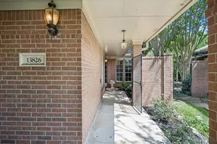 13826 Aspen Cove Dr, Houston, TX 77077 - Photo 21