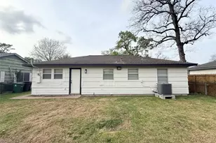 7224 Lakewood Dr, Houston, TX 77016 - Photo 13