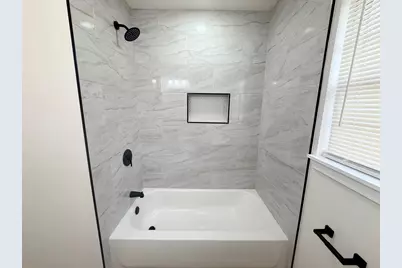 7224 Lakewood Drive, Houston, TX 77016 - Photo 7