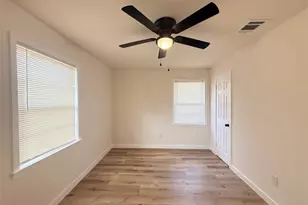 7224 Lakewood Dr, Houston, TX 77016 - Photo 9