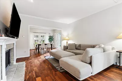 11711 Memorial Drive #395, Houston, TX 77024 - Photo 5