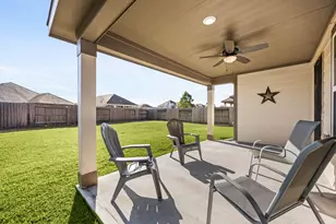 15606 Clearwater Bend Dr, Houston, TX 77044 - Photo 15