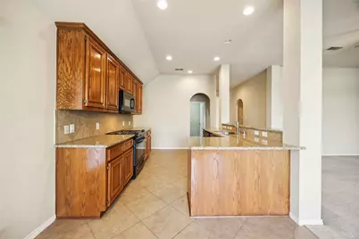 10910 Brighton Gardens Drive, Richmond, TX 77406 - Photo 13