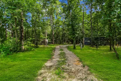 275 Fairview E, Livingston, TX 77351 - Photo 23