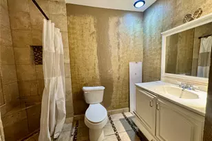 4416 Stanford Ct, Houston, TX 77041 - Photo 9