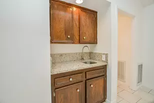 12266 Huntington Venture Dr, Houston, TX 77099 - Photo 15