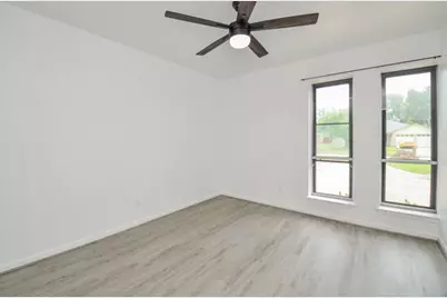 12266 Huntington Venture Drive, Houston, TX 77099 - Photo 5