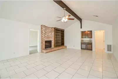 12266 Huntington Venture Drive, Houston, TX 77099 - Photo 11