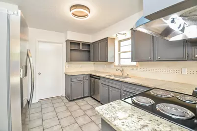12266 Huntington Venture Drive, Houston, TX 77099 - Photo 19