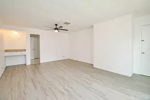 12266 Huntington Venture Dr, Houston, TX 77099 - Photo 25