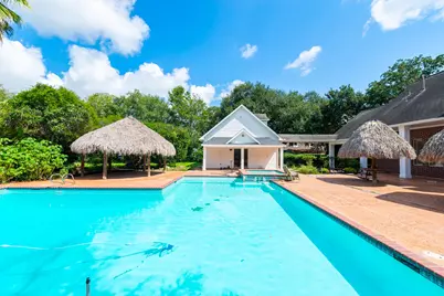 3577 Katy Hockley Road, Katy, TX 77493 - Photo 9