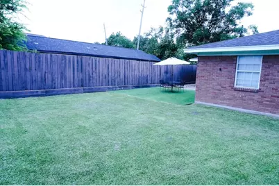 7818 Avenue F, Houston, TX 77012 - Photo 19