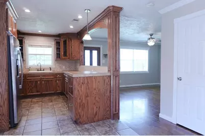 7818 Avenue F, Houston, TX 77012 - Photo 5