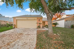 4410 Wildacres Dr, Houston, TX 77072 - Photo 1