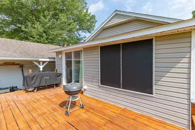 604 Lee Avenue, Anahuac, TX 77514 - Photo 19
