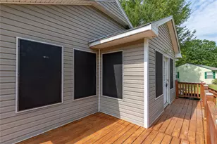 604 Lee Ave, Anahuac, TX 77514 - Photo 9