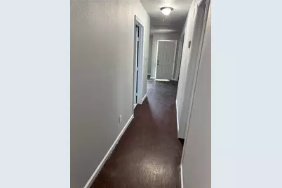 5234 Ripplebrook Drive, Houston, TX 77045 - Photo 7
