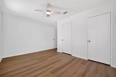 3611 Plum Hollow Drive, Houston, TX 77059 - Photo 35