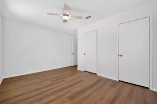 3611 Plum Hollow Dr, Houston, TX 77059 - Photo 35