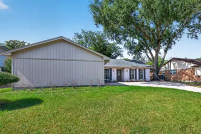 3611 Plum Hollow Drive, Houston, TX 77059 - Photo 5
